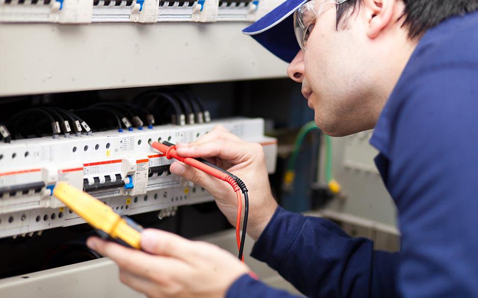 cherche électricien pas cher Sarcelles