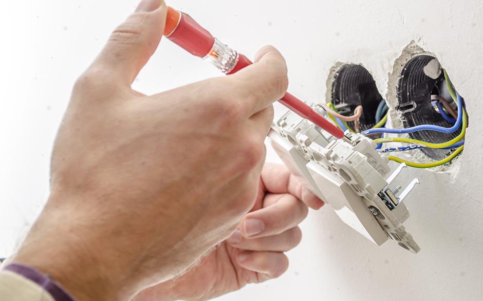 cherche électricien pas cher Sarcelles